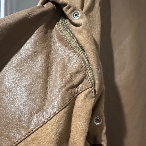 Vintage Avanti Leather Bomber Jacket & Convertible Vest w/ Removable Sleeves - Picture 3 of 10